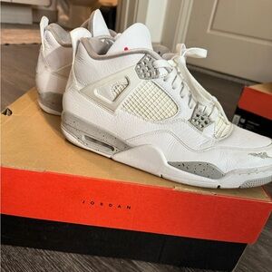 Air Jordan 4 Retro White Fire Red/ Grey Black Size 11.5
